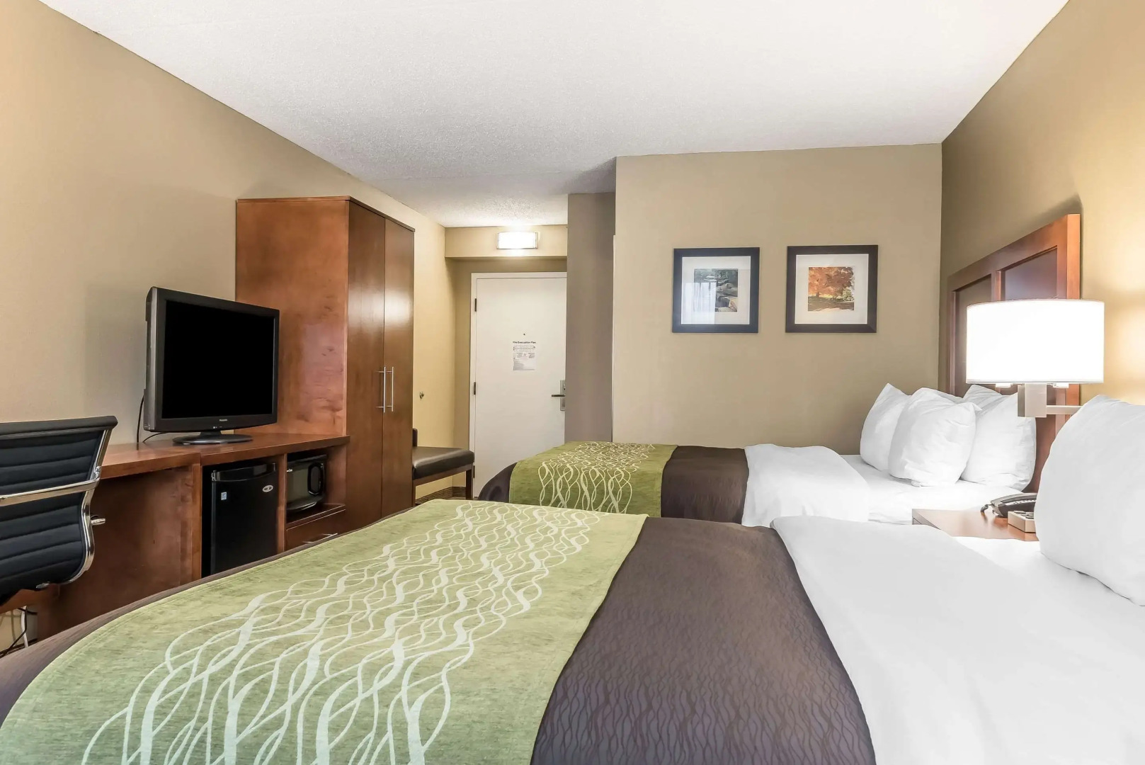 Comfort Inn & Suites Piqua-Near Troy-I75