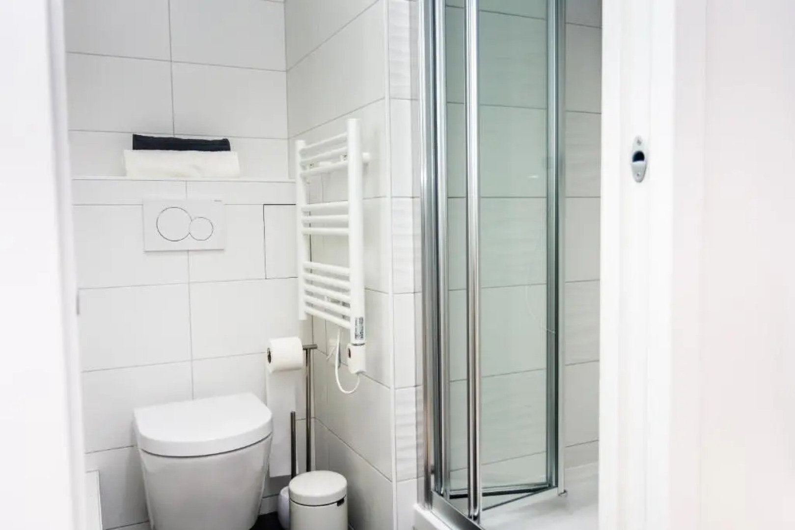 D&E - PARIS-DISNEY - HOLIDAYS APARTMENT - APPARTEMENT DE VACANCES - 5 CHAMBRES- 5 SDB - 5 BEDROOMS - 5 BATHROOMS - Netflix