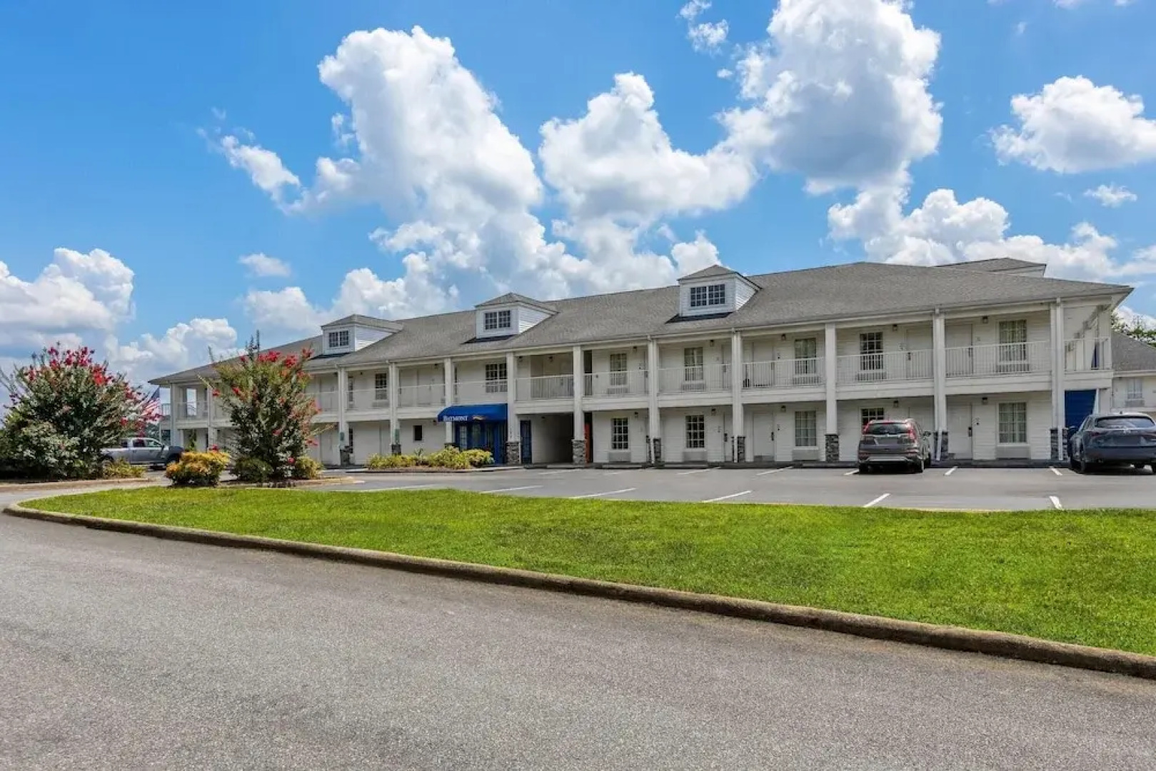 Baymont Inn and Suites Forest City