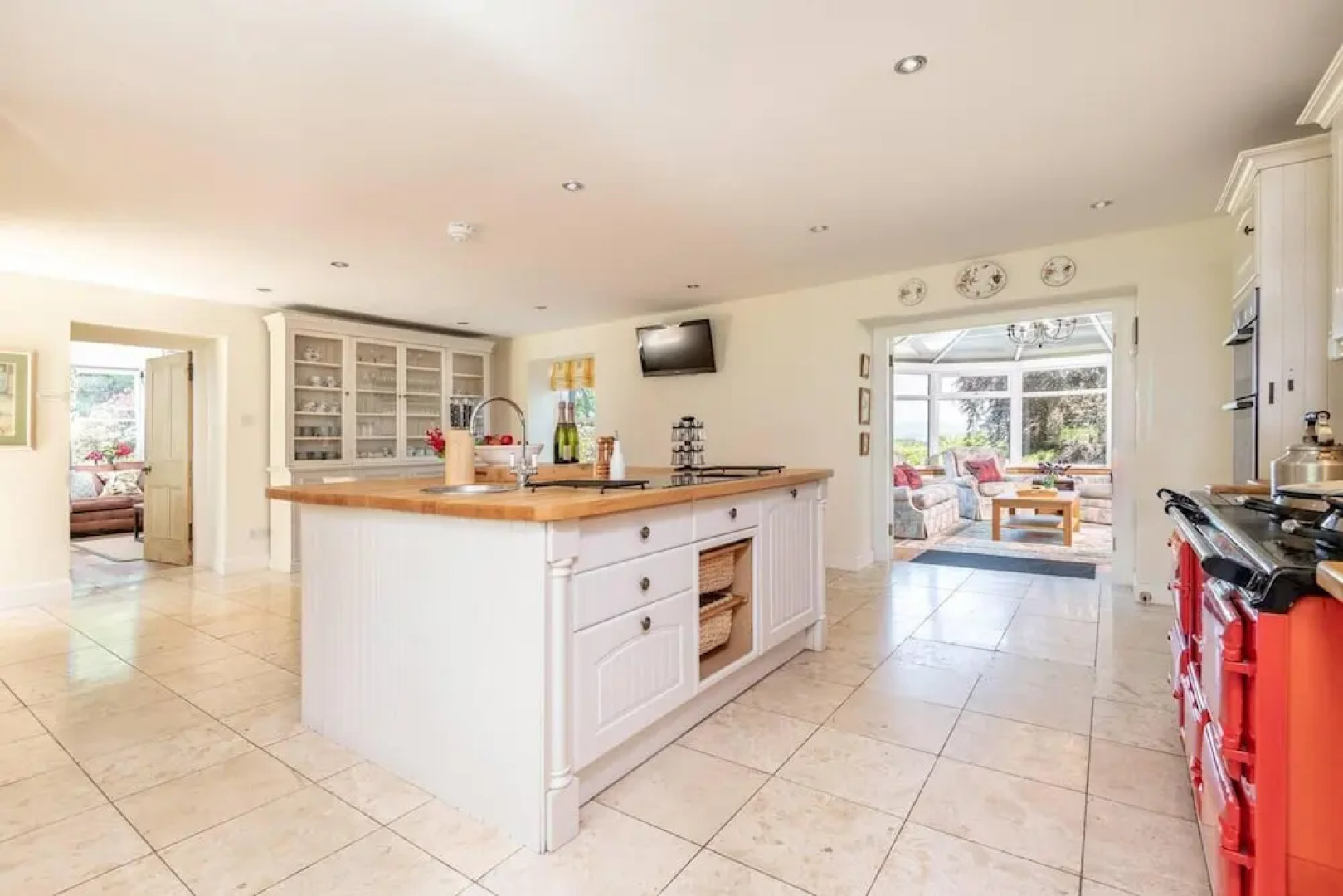 Charming 7-bed Estate House Near Gleneagles