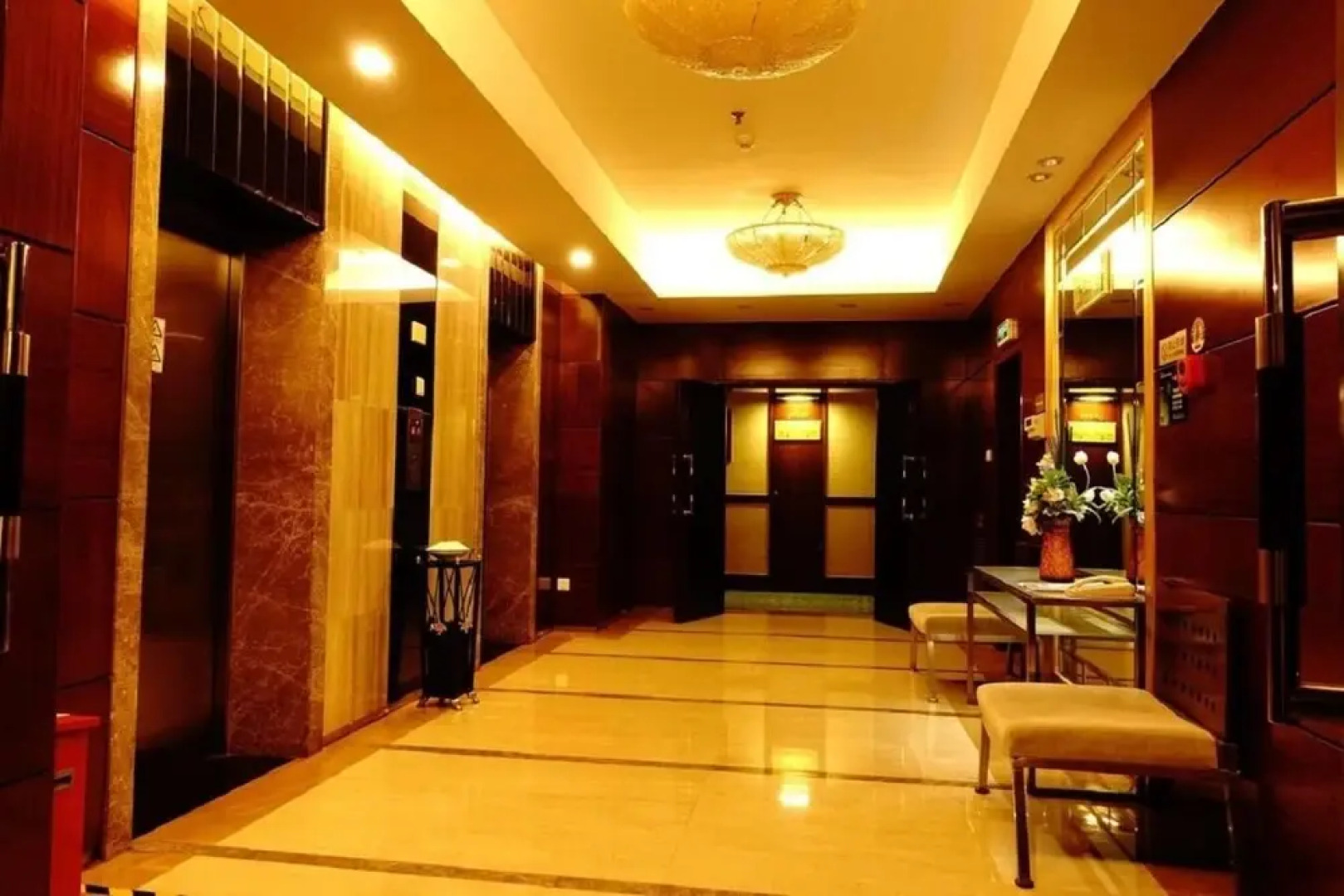 Jiaxing Leeden Hotel