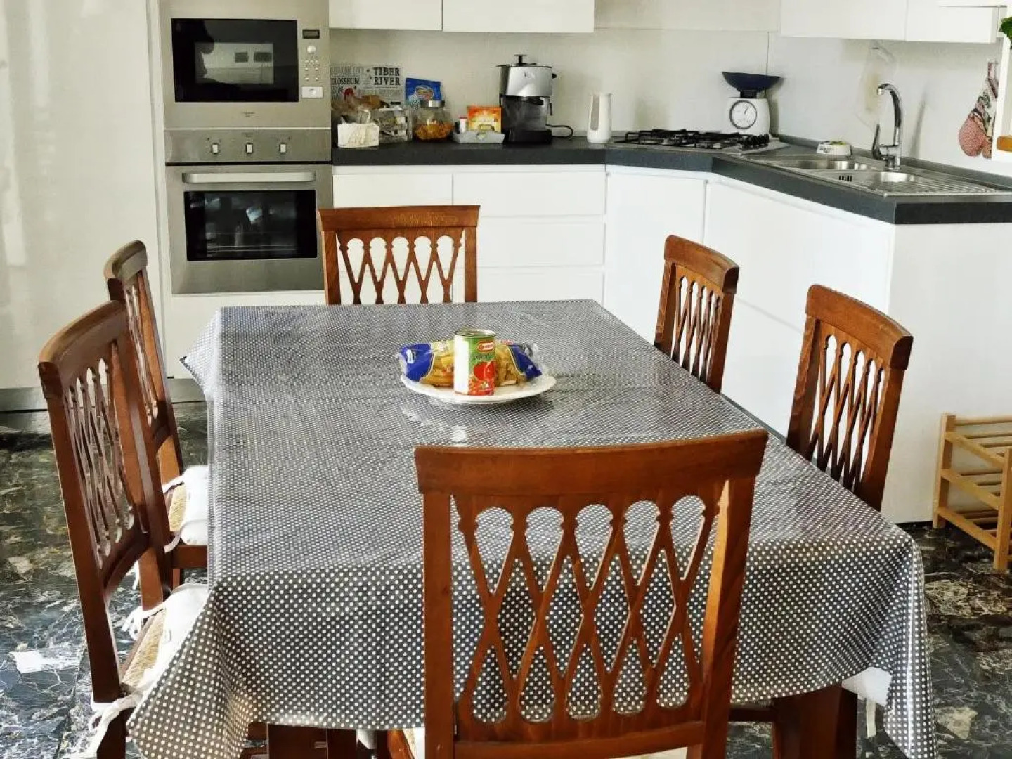 La Casetta di Nonna Pina - Appartamento con cucina in pieno centro