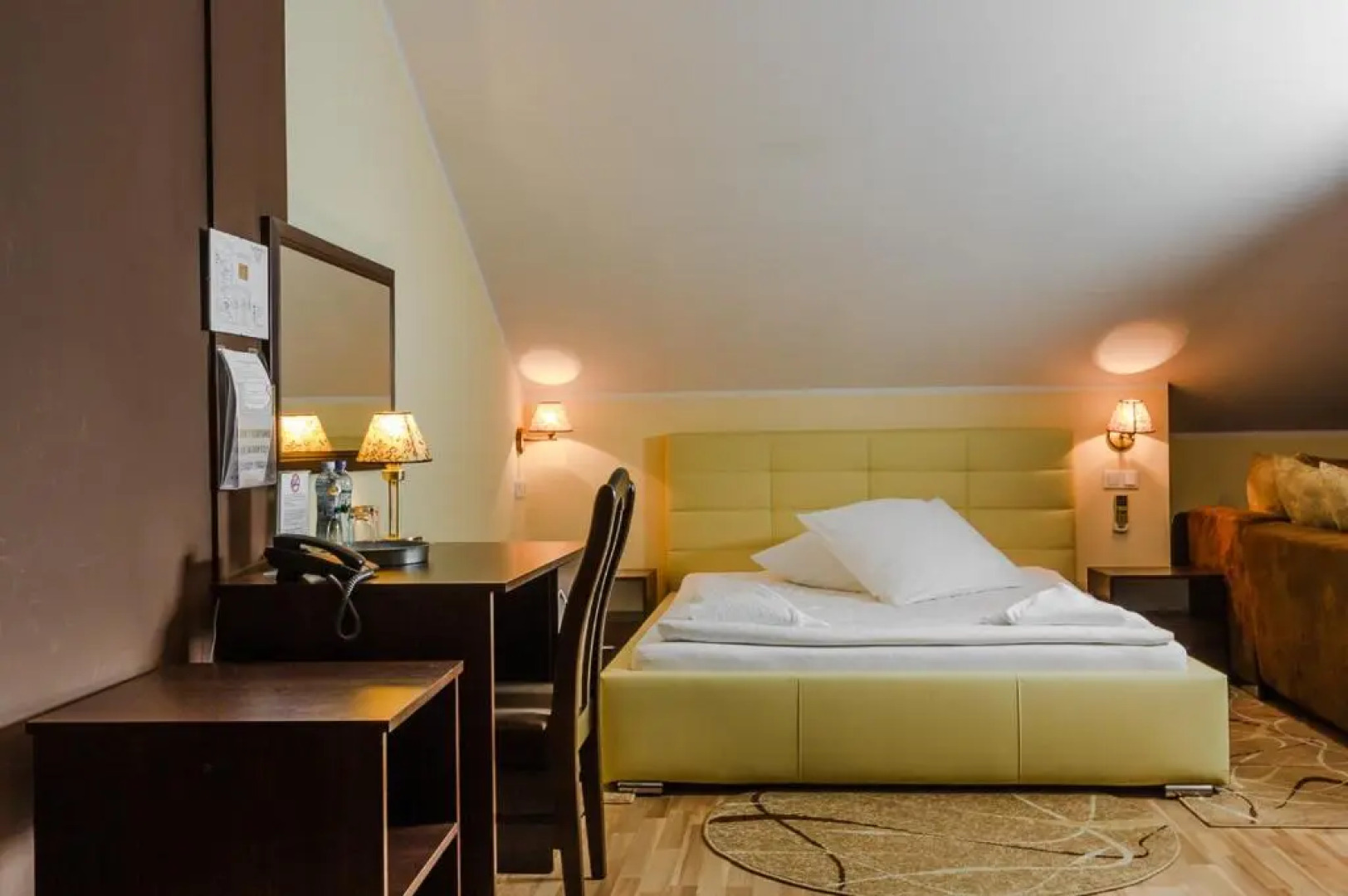 Hotel Dworek Różany