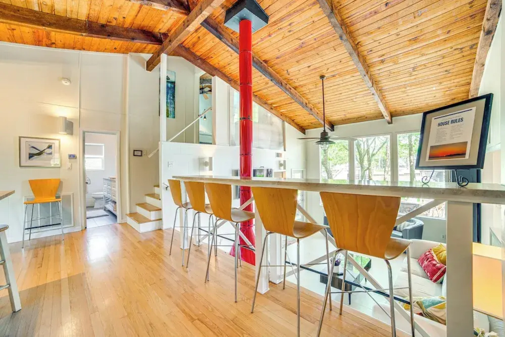 Waterfront Gem on Cedar Creek Lake w/ Deck + Games