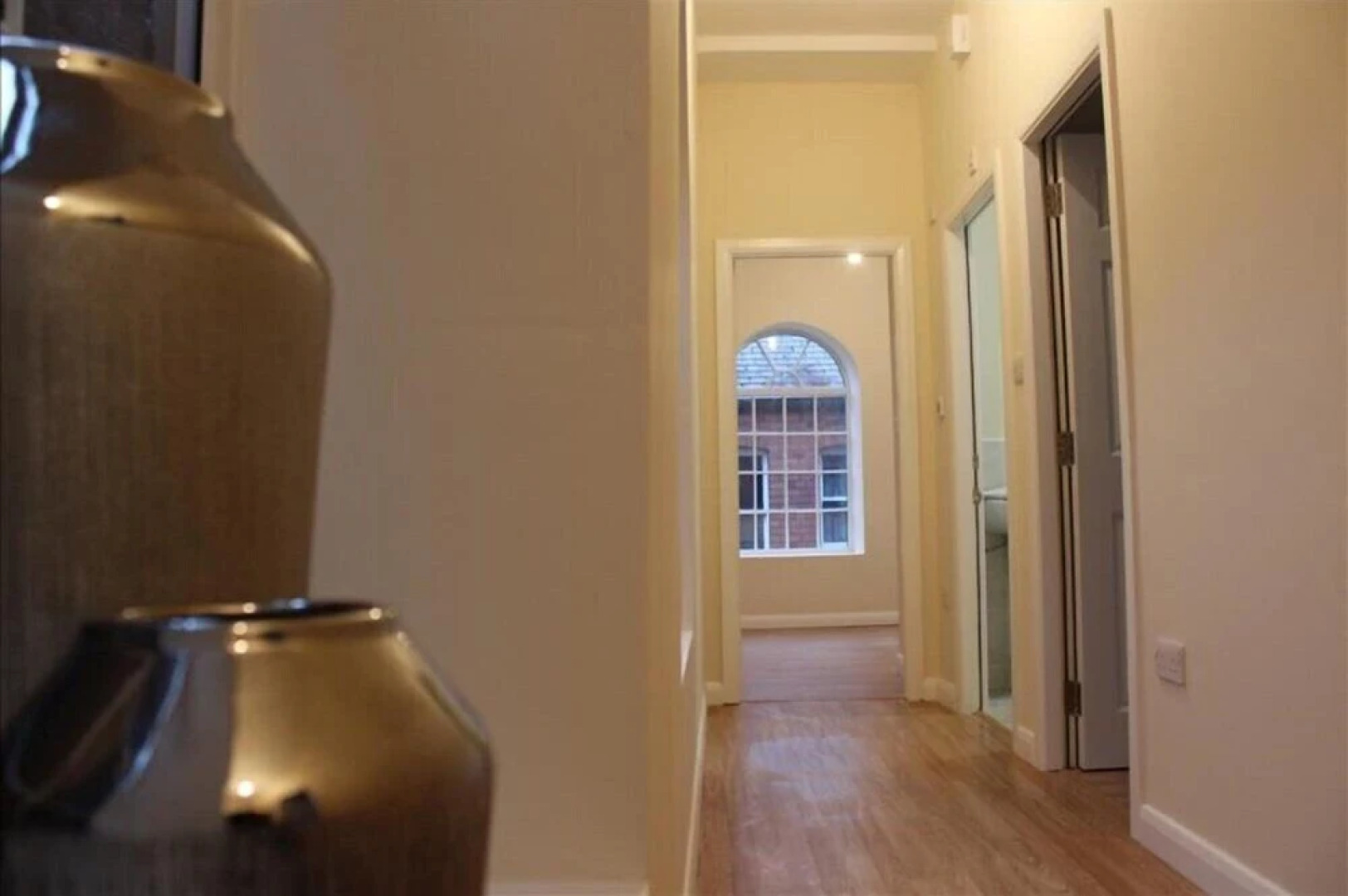 The Glyndwr - Berwyn House - Central Wrexham - Sleeps Up To 6