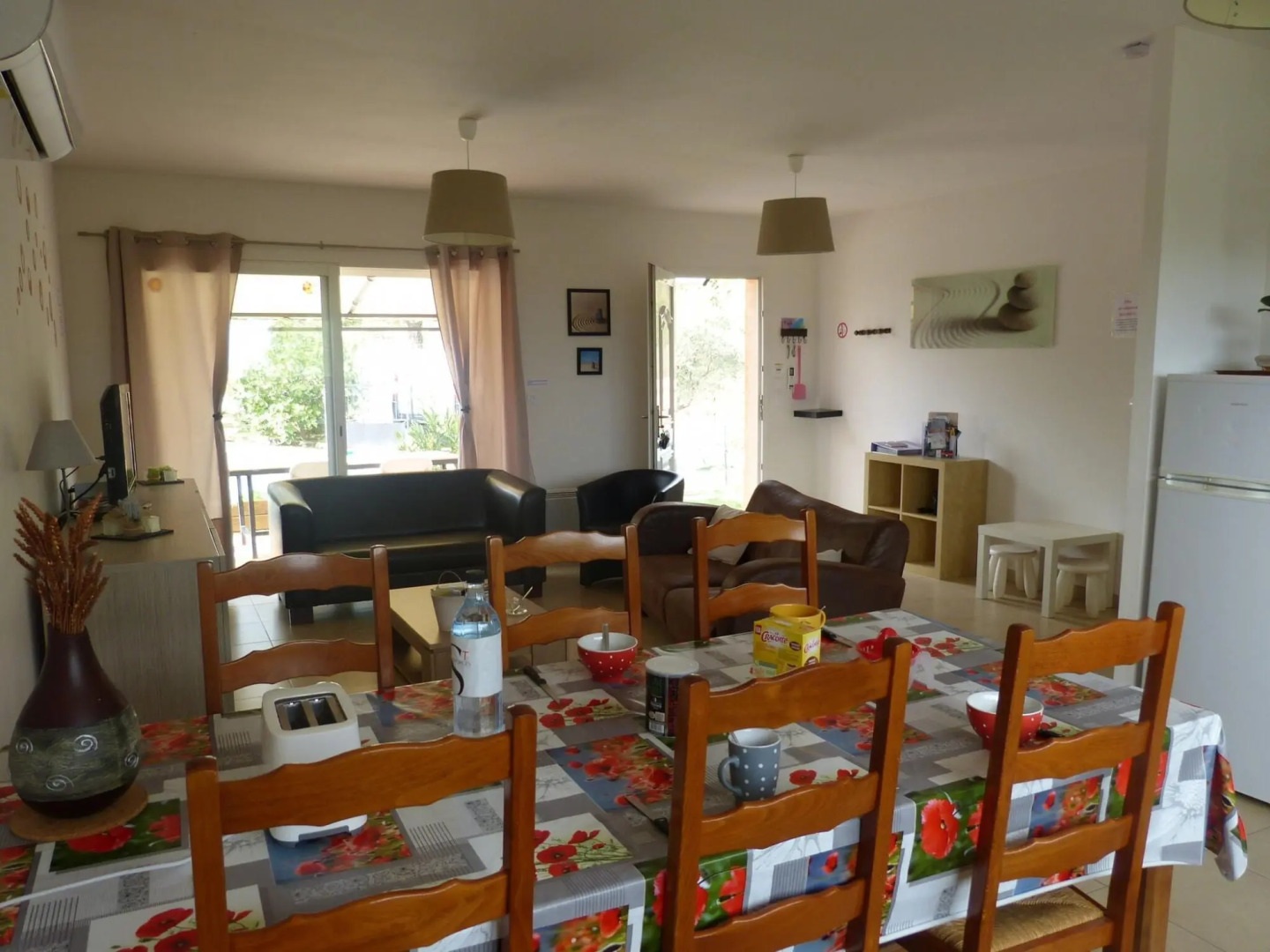 Charming villa in Montmeyan with garden and private pool