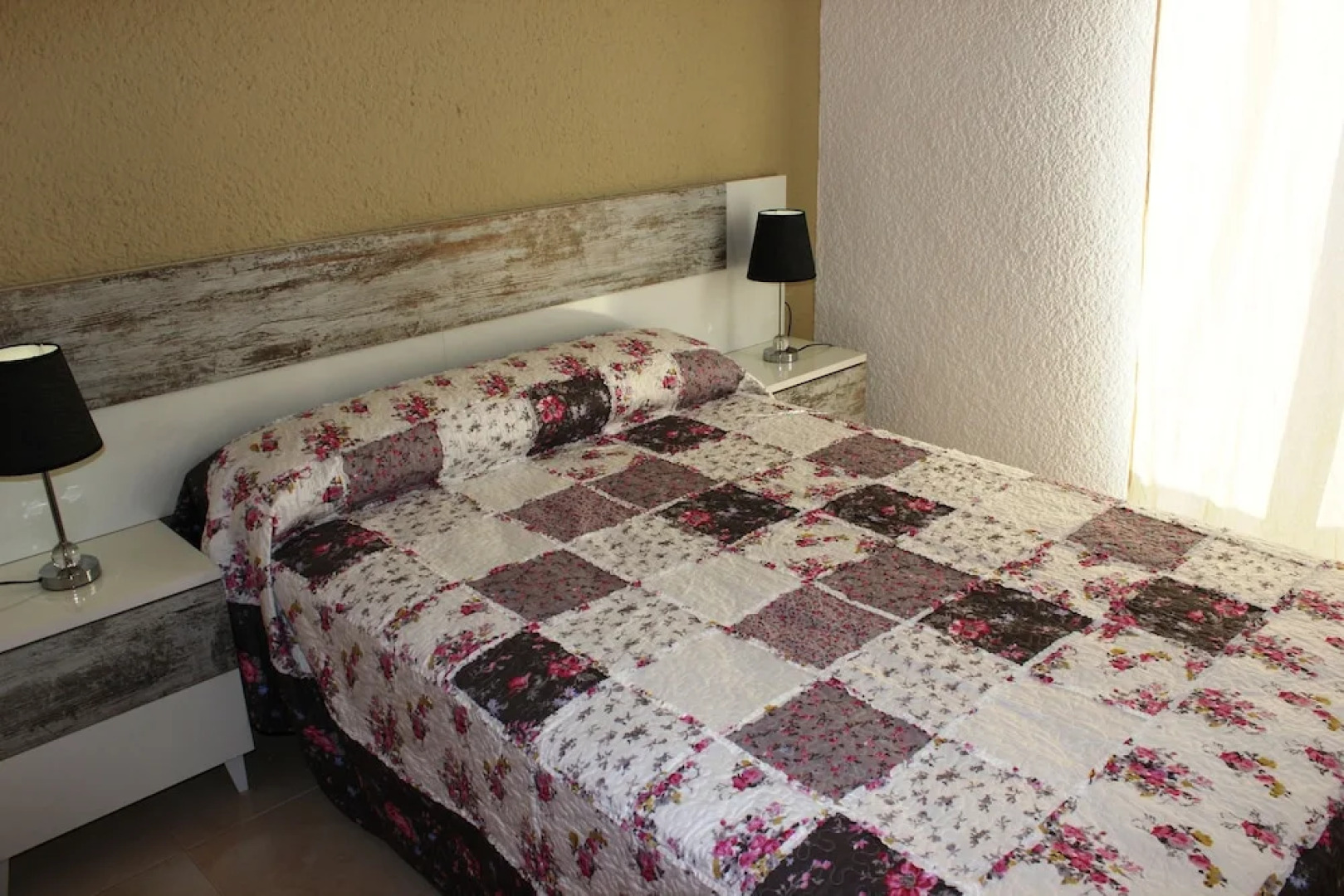 113 Campo Olivar, 501