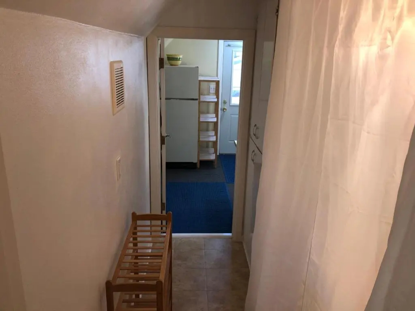 Sunlight Splendor Apartment at Twin Oaks Inn by the Trails