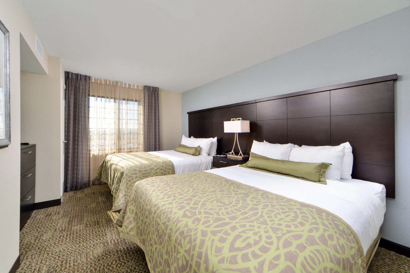 Staybridge Suites Rochester - Commerce Dr NW by IHG