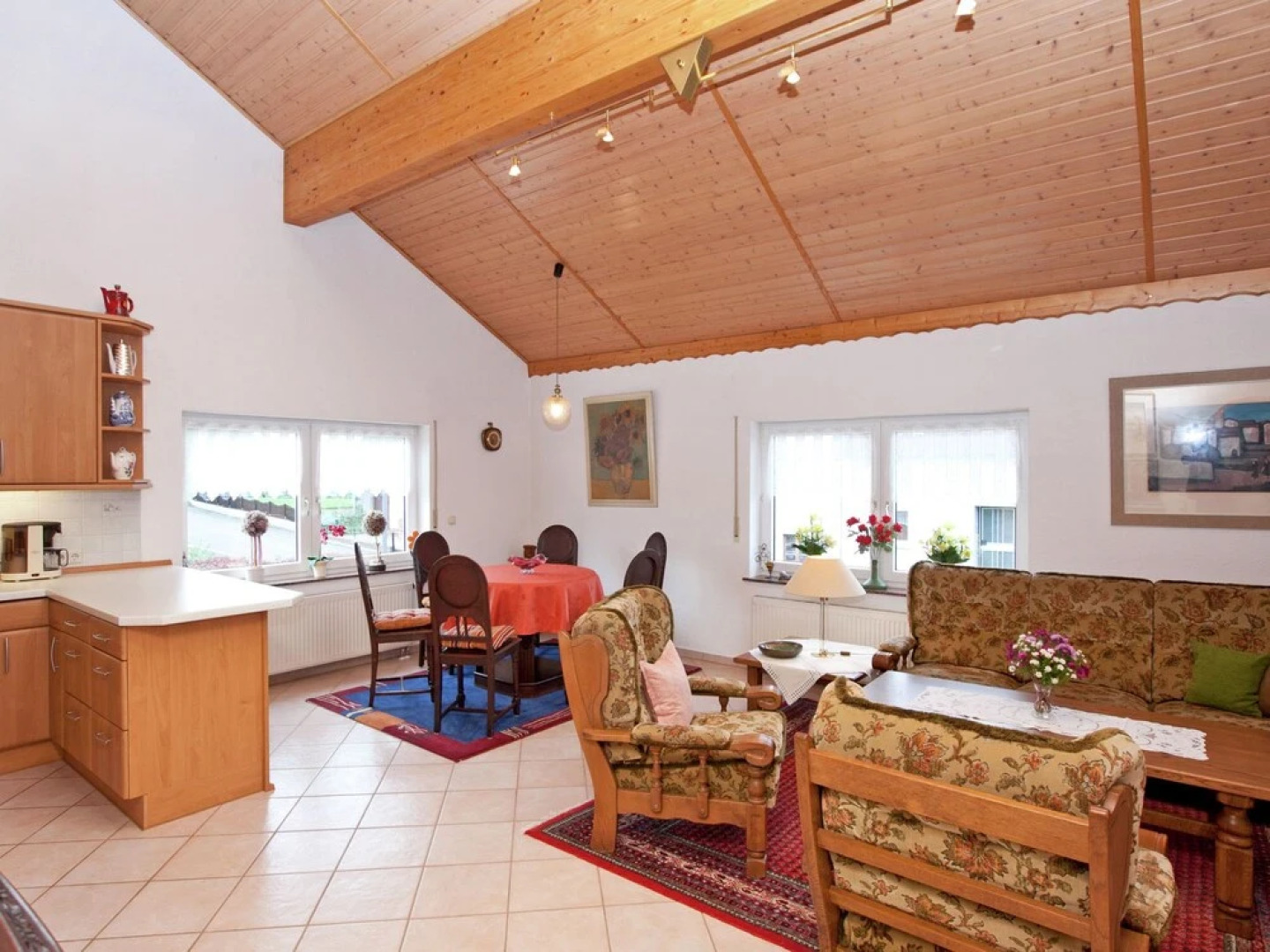 Cozy Holiday Home with Garden in Gees