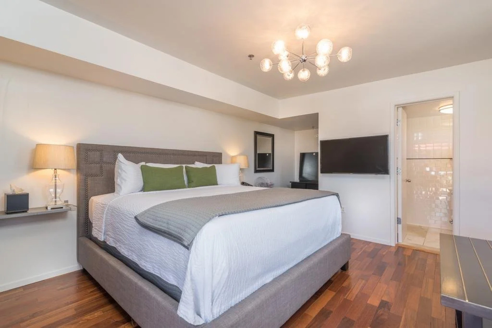 The Greens Hotel - Del Paso Blvd