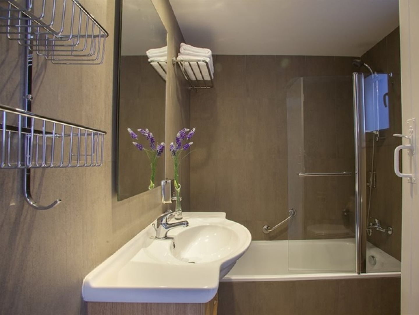 Louis Ayios Elias Village