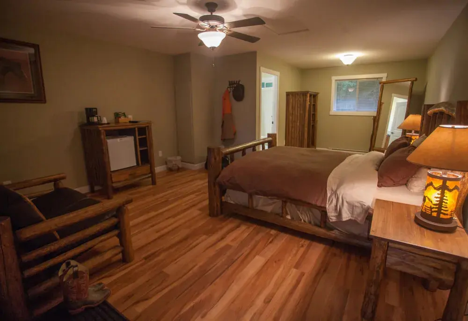 Tod Mountain Guest Cabins