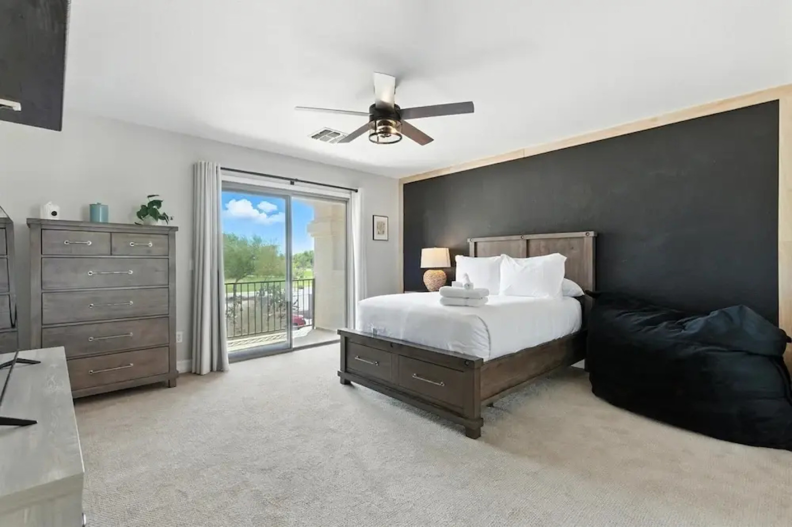 Splash Canyon - Splash Pad & Tons of Games - Gym