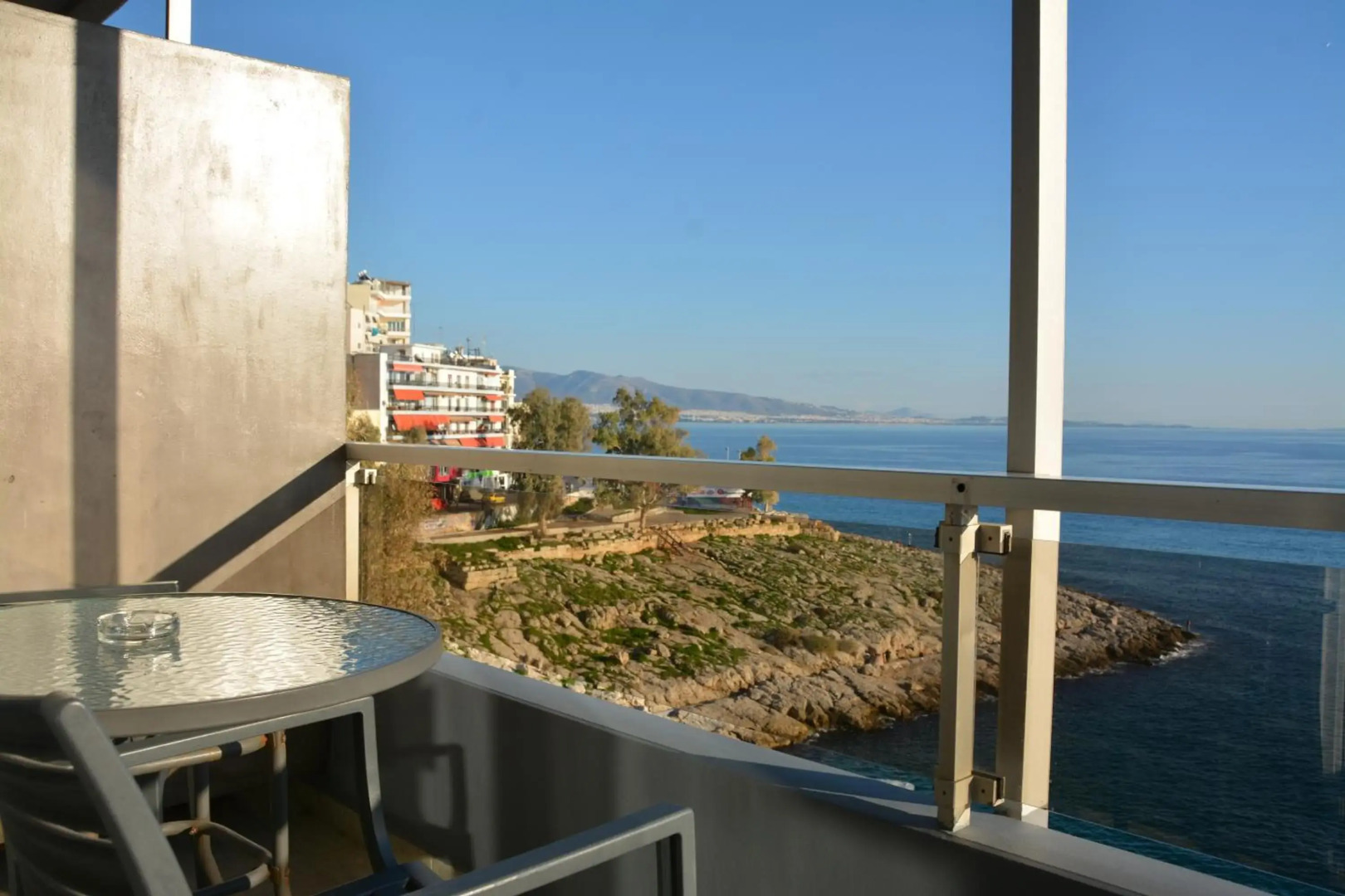 Scorpios Hotel