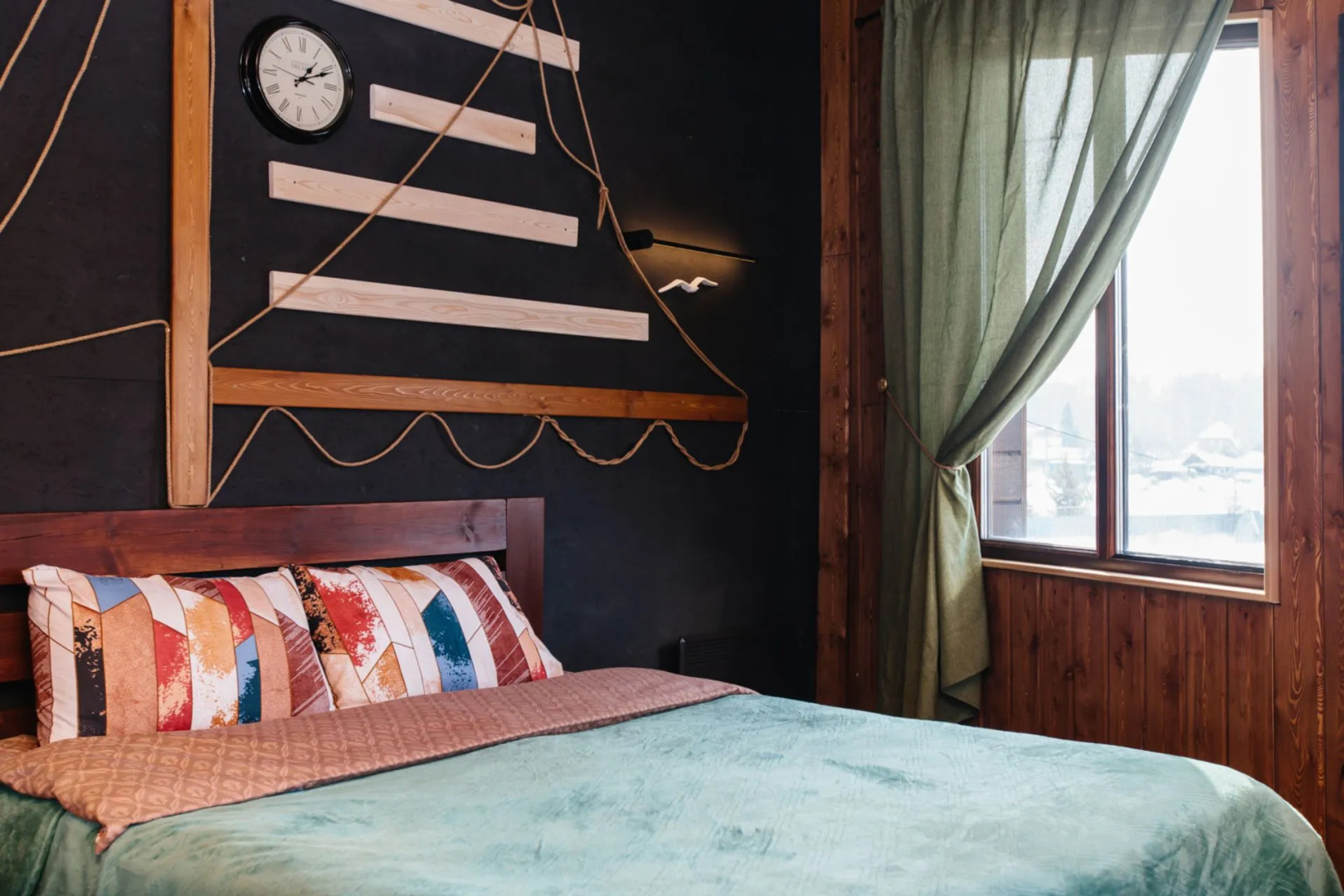 Yousinn (Дом с Кораблем)