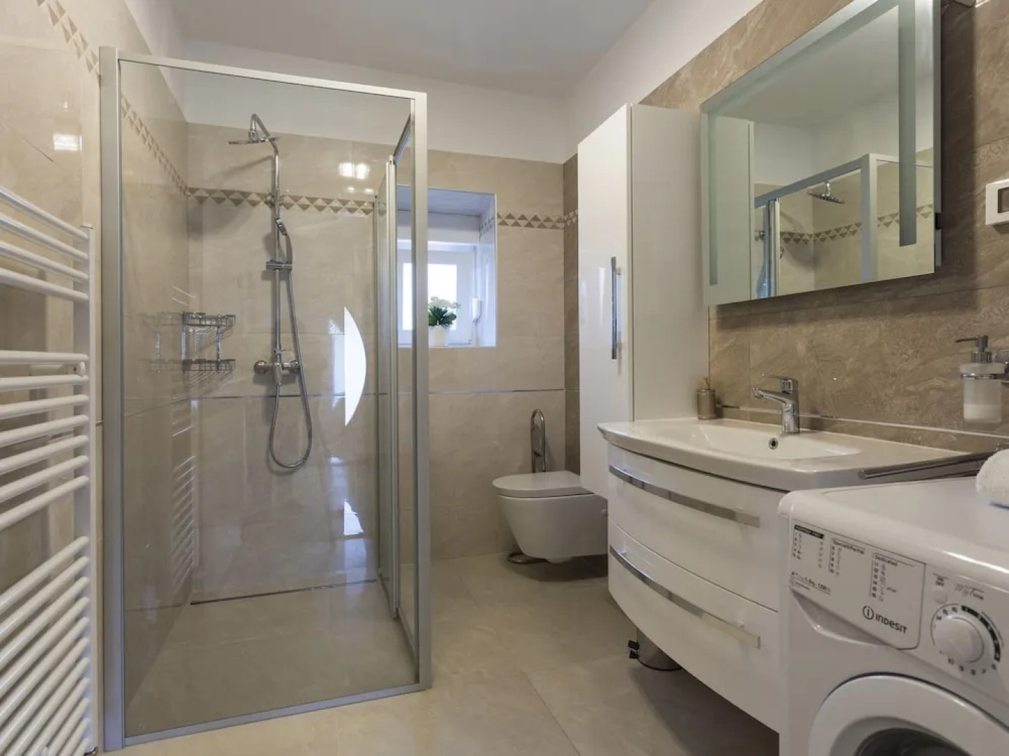 Villa in Kujici Near Beach With Pool