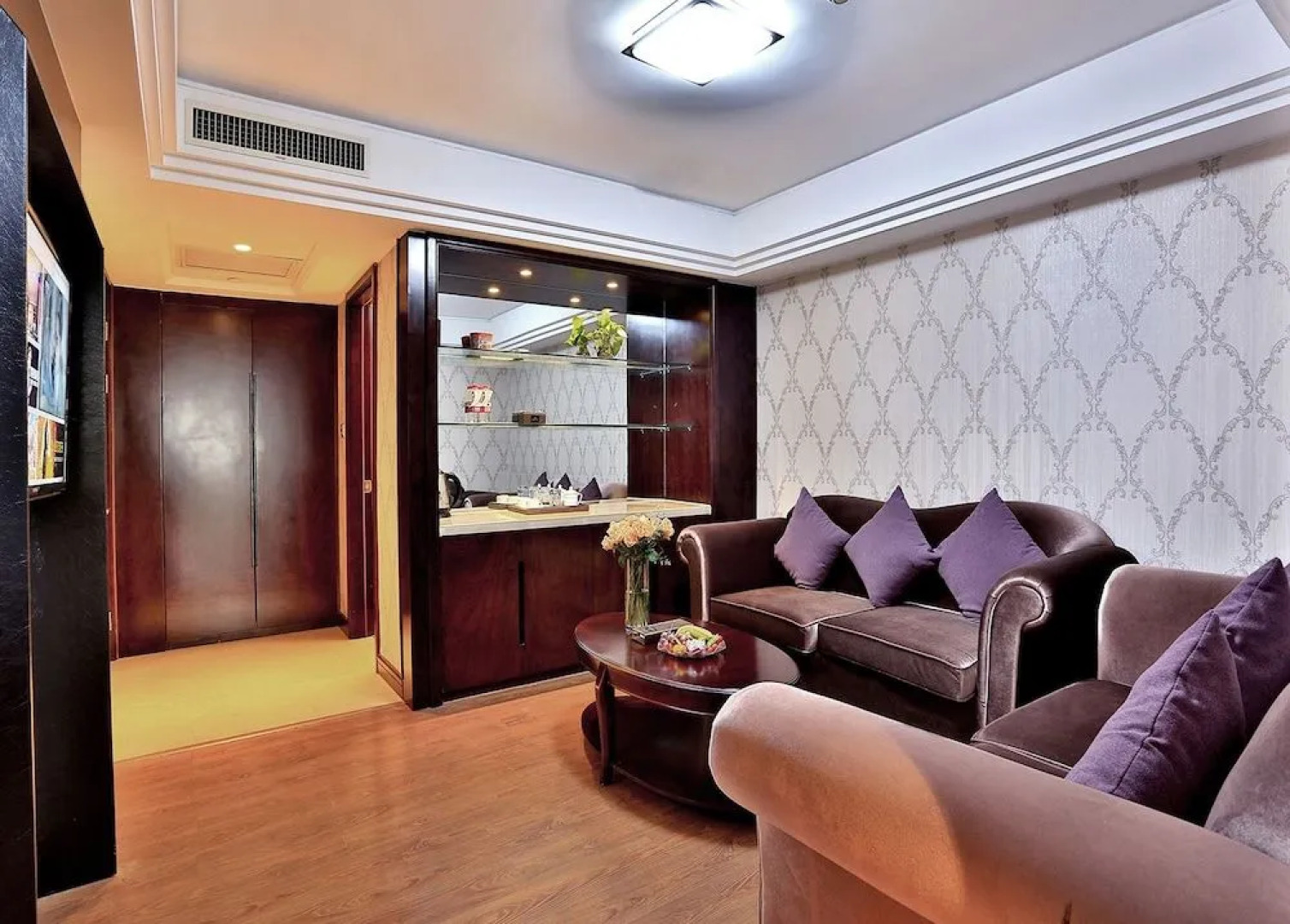 Morgan International Hotel