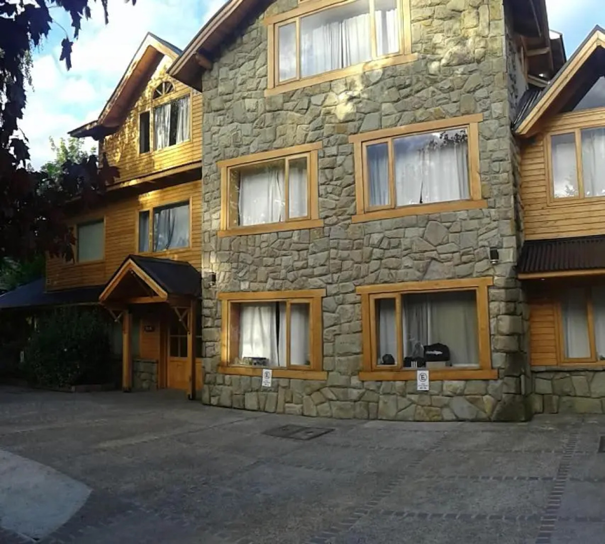 Las Golondrinas - UF 319