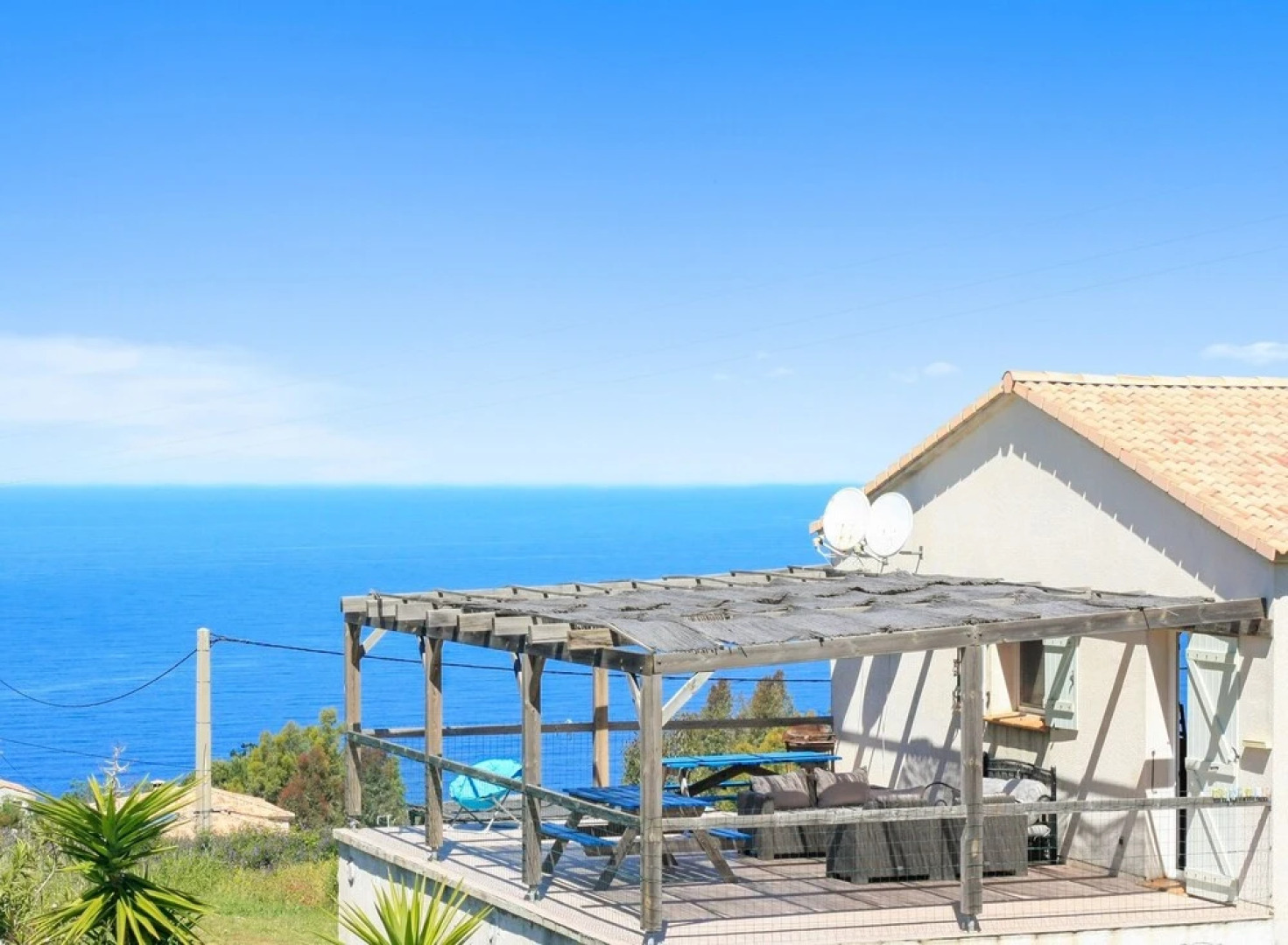 House With 5 Bedrooms in Calcatoggio, With Wonderful sea View, Private