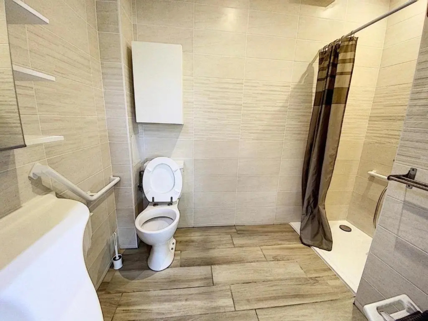 F2 "Le parc" CLIM, WIFI, PMR