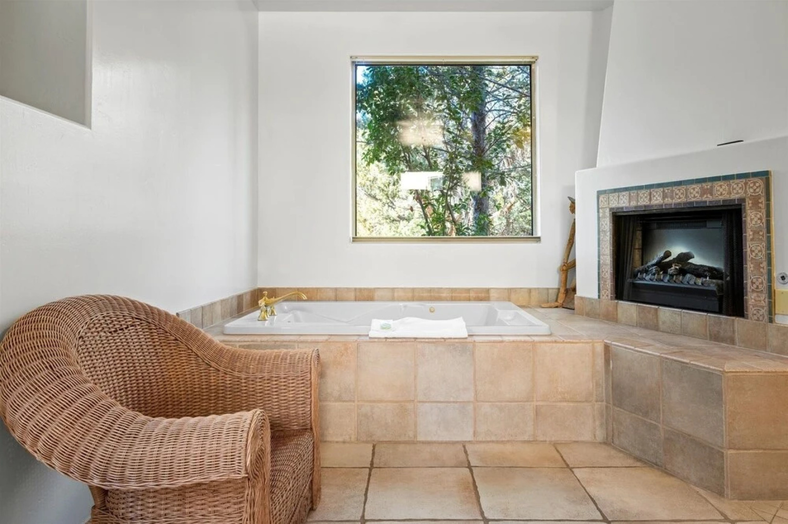 Adobe Village Villa With Private Patio - Sunset 1 Bedroom Villa by RedAwning