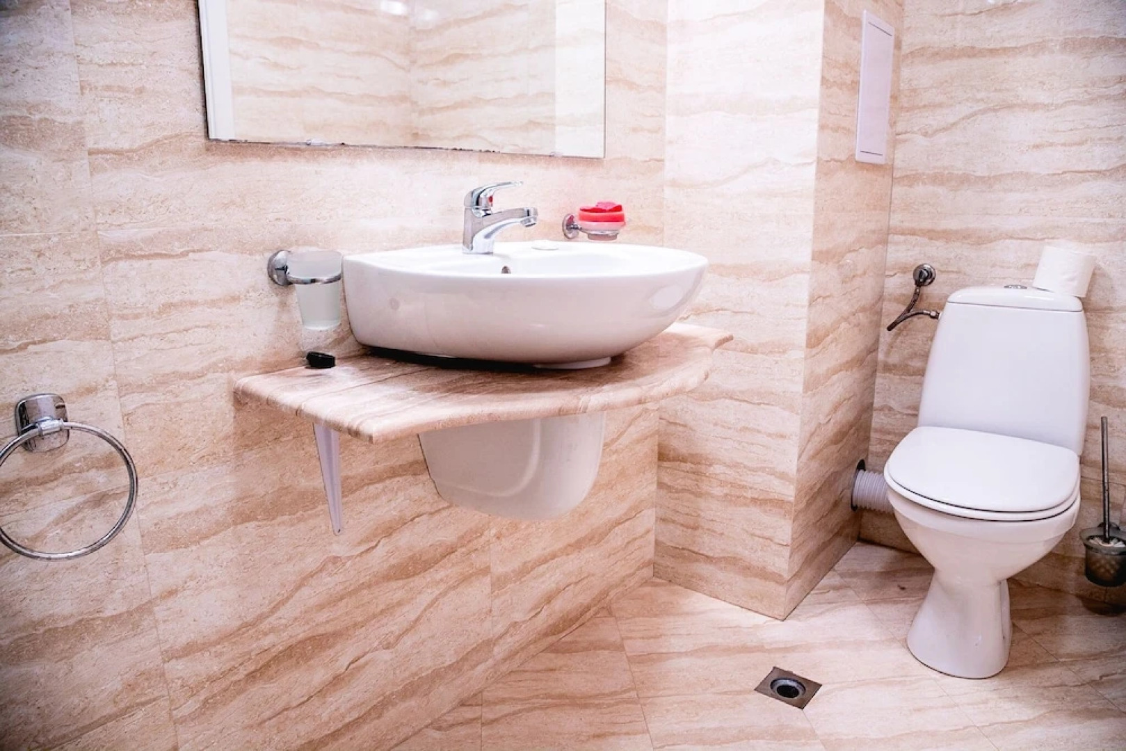 FM Deluxe 2-BDR Apartment in Sun Resort with Sea View