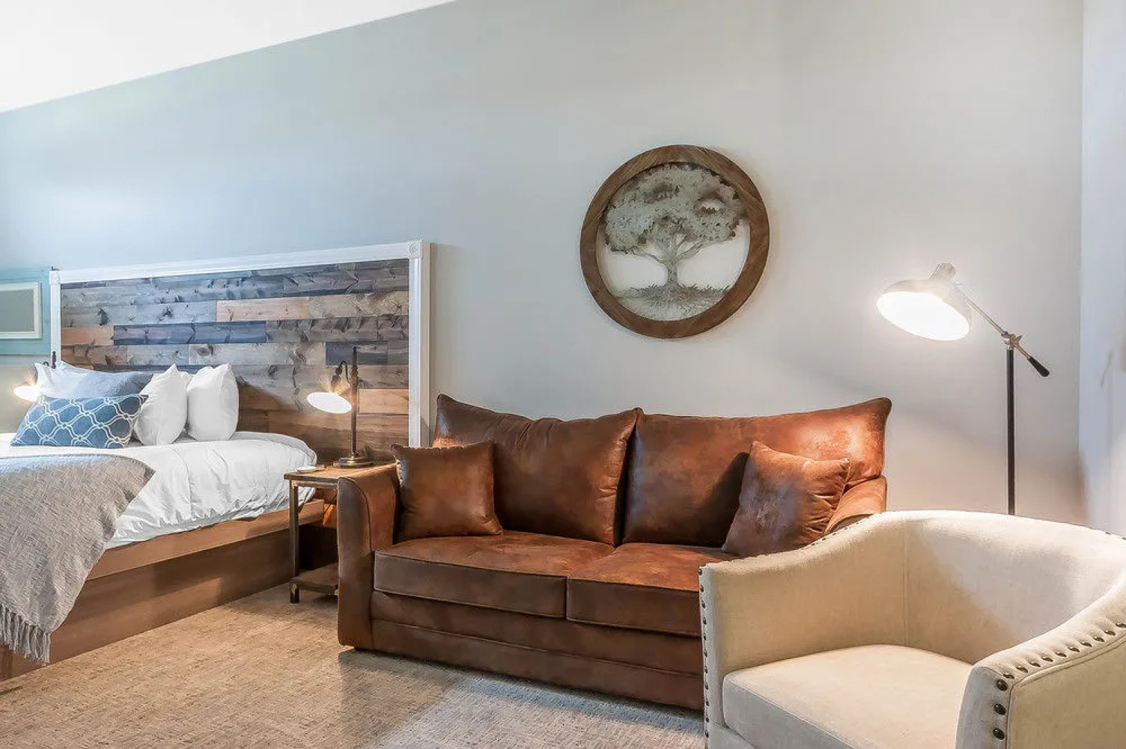 Lakes Inn at Dunvilla