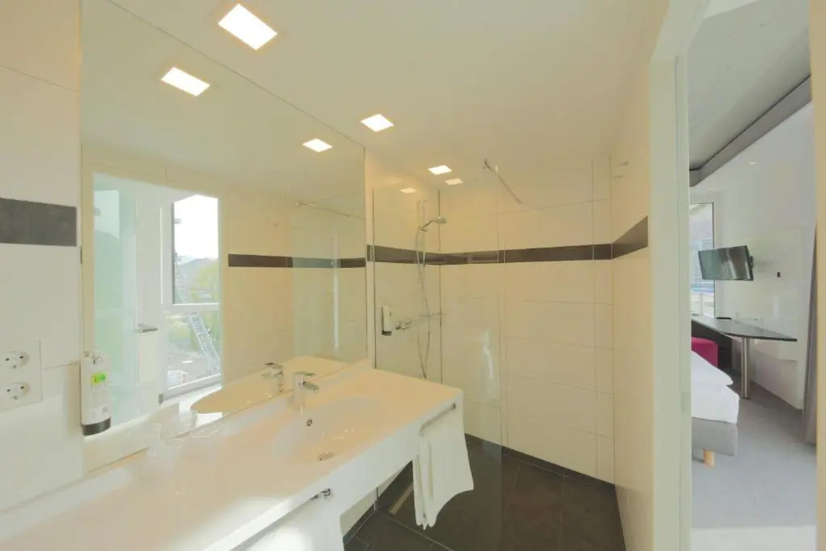 Qubixx Stadtmitte Hotel