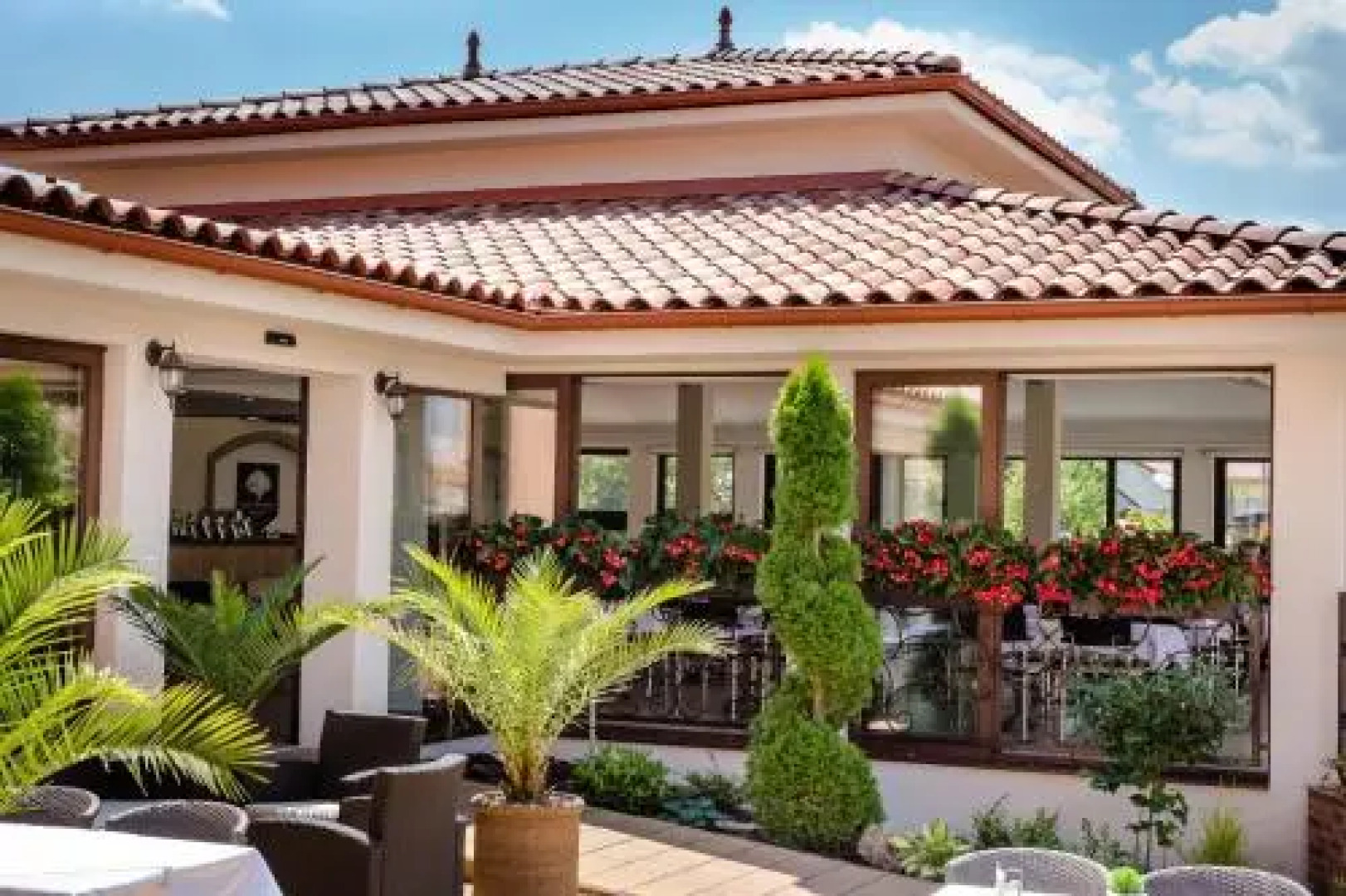 Corvin Pension And Restaurant