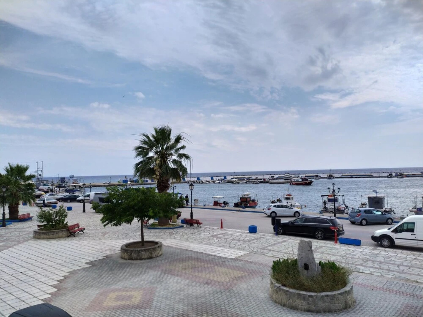 Anchors Aweigh Kassandra Sea View Apt