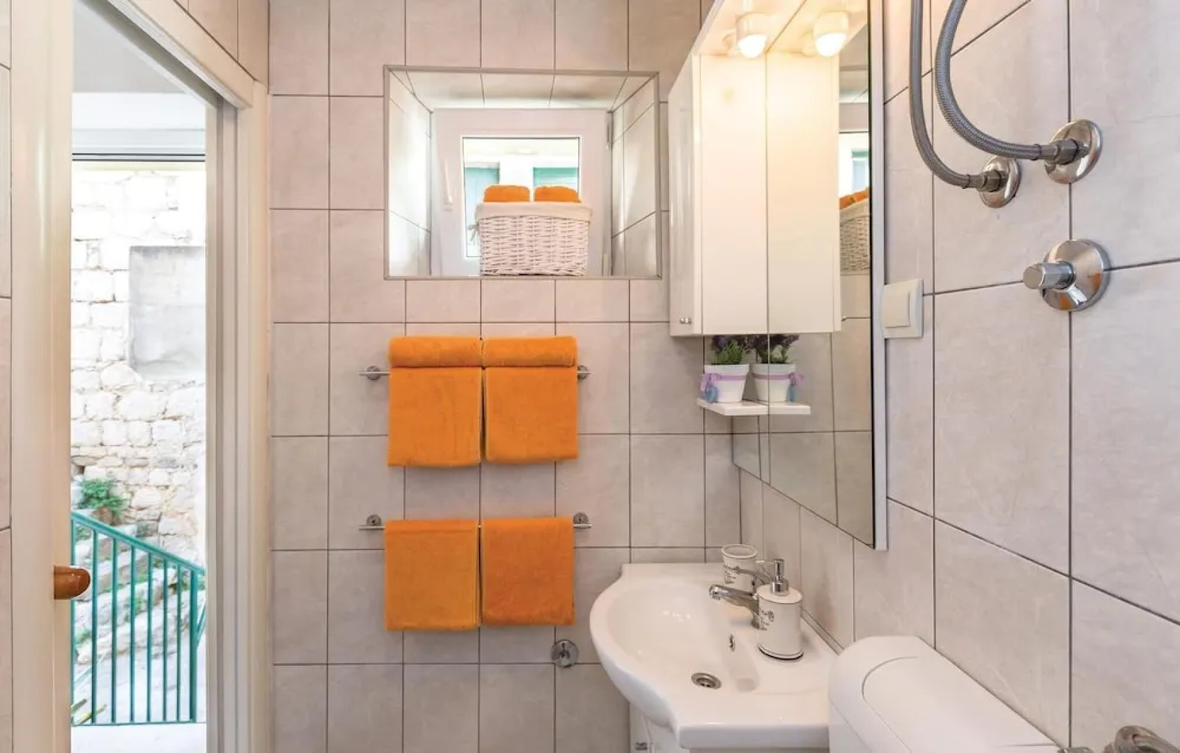 Amazing Home in Podgora With Wifi and 2 Bedrooms