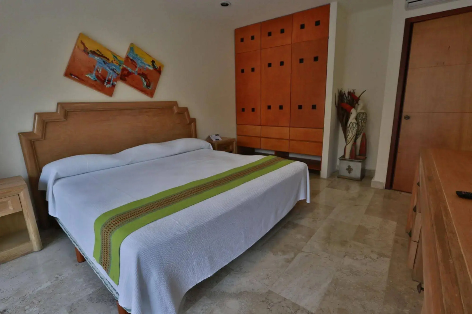 Coral Maya Stay Suites