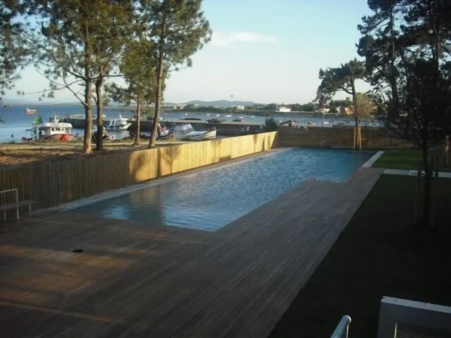 Offer of Wonderful sea Beach Apartment on the Paradisiac Island With Wifi