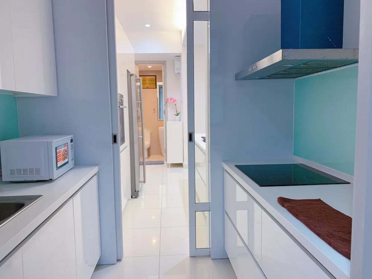 Romantic Mansion at The Landmark