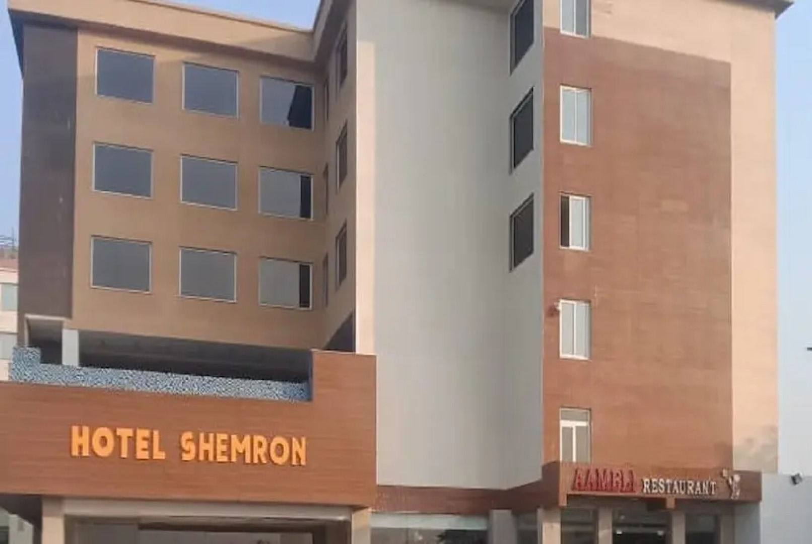 Hotel Shemron