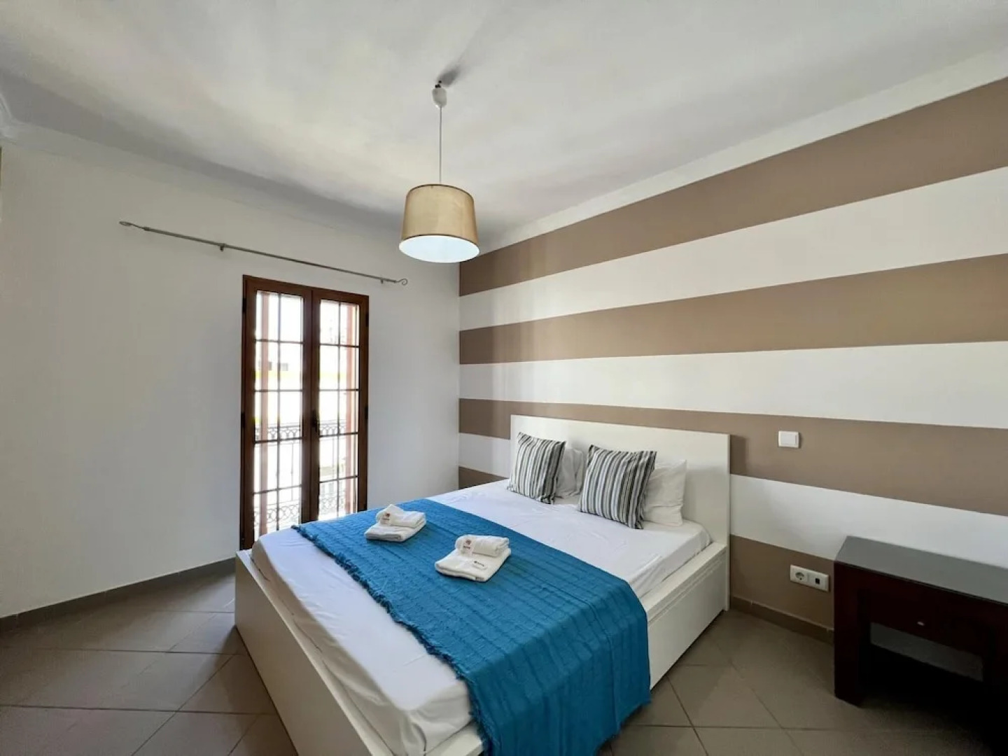 Loul Central House by Homing