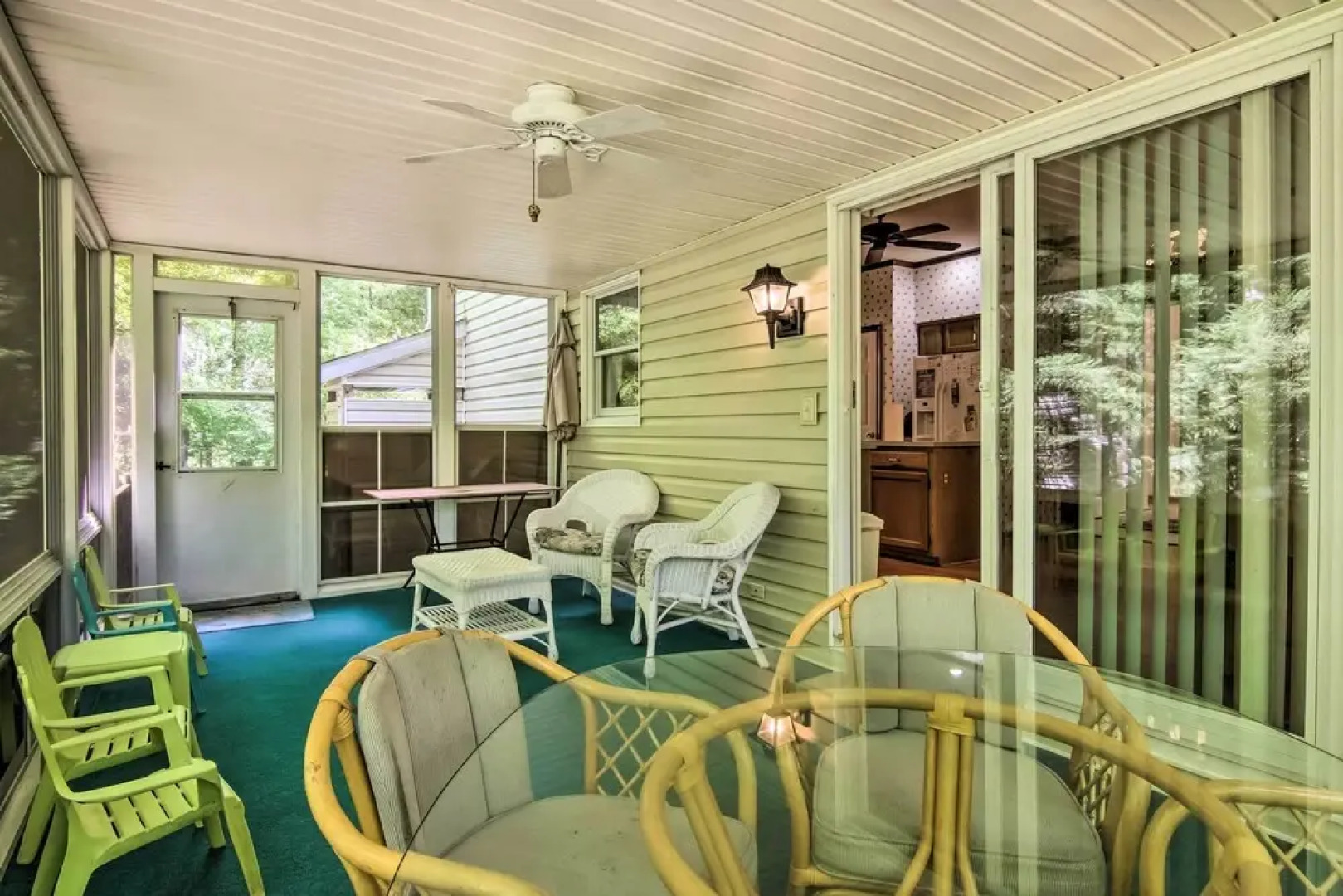 Golf Getaway w/ Pool Access 2 Mi to Bethany Beach!