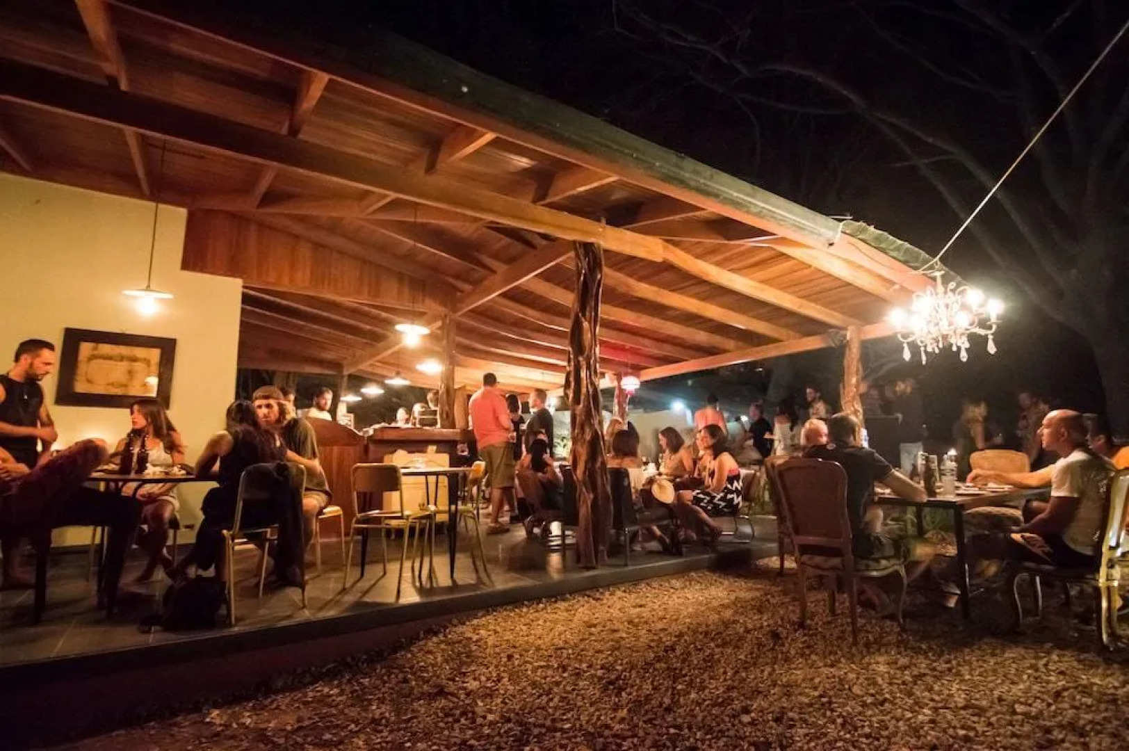 Makanas Beach Bungalows