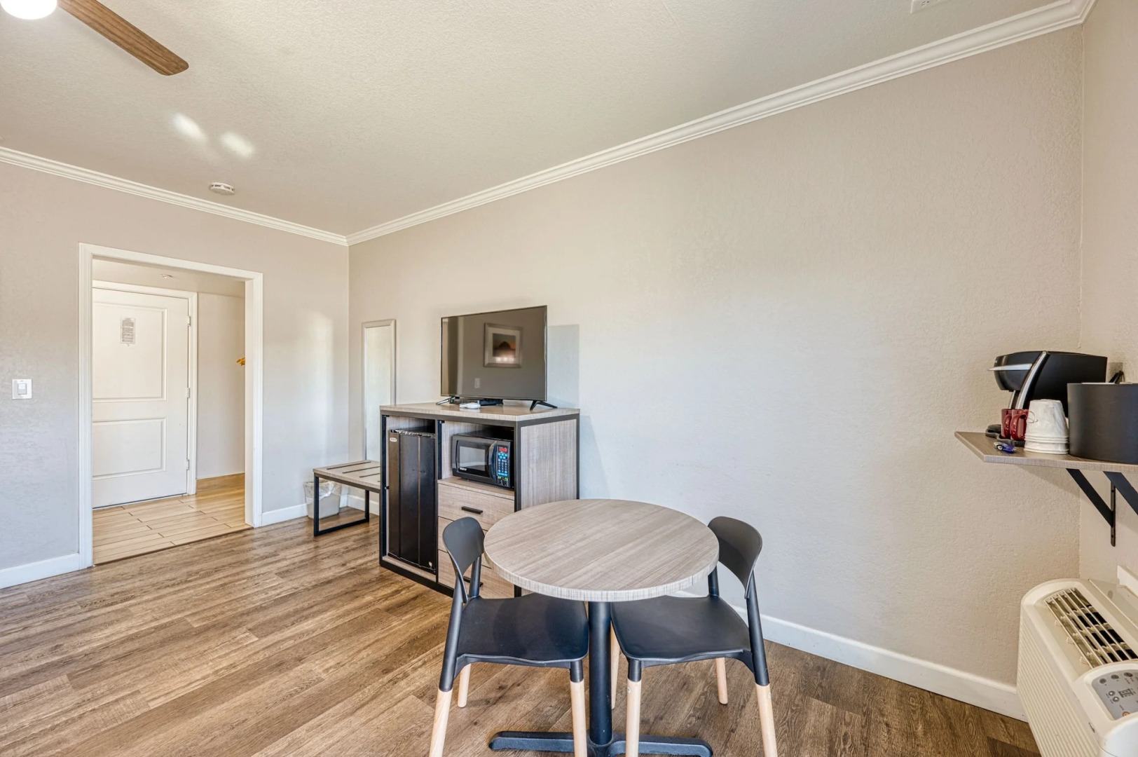 Harbor House Inn Morro Bay