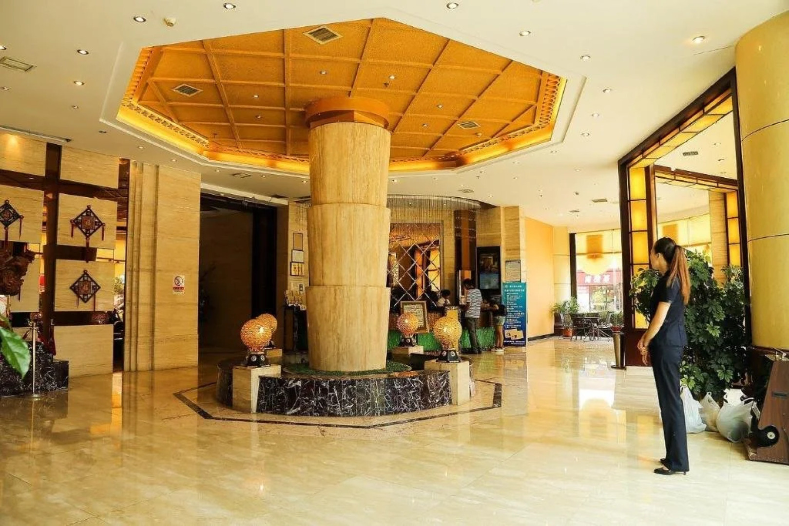 吉安望江楼大酒店