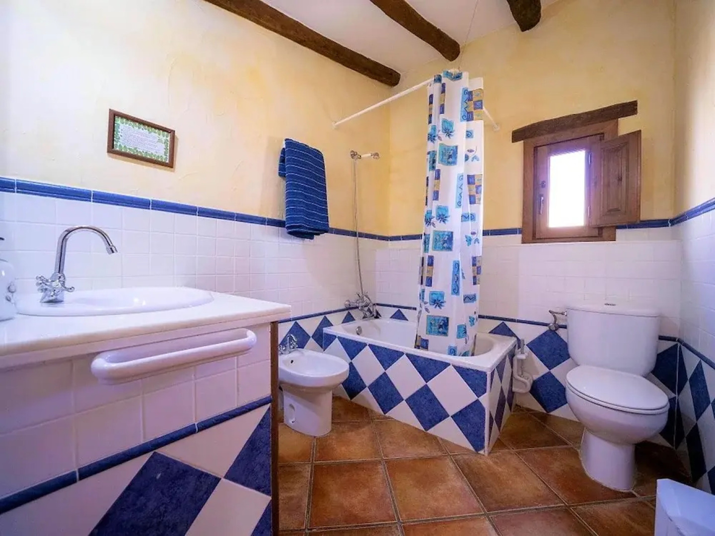 Mountain Escape in Laroya