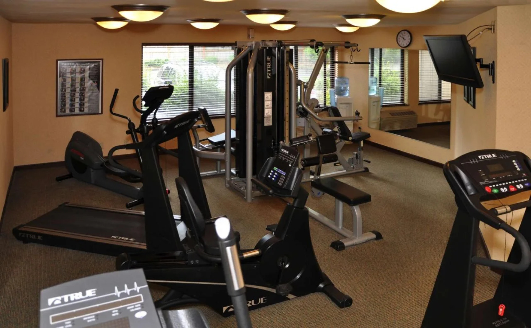 Oxford Suites Portland - Jantzen Beach