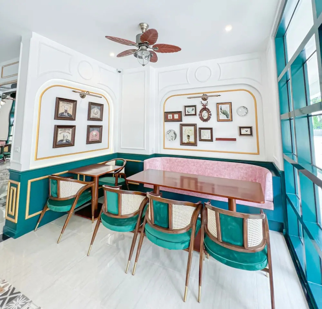 Marina Seaside Boutique Hotel