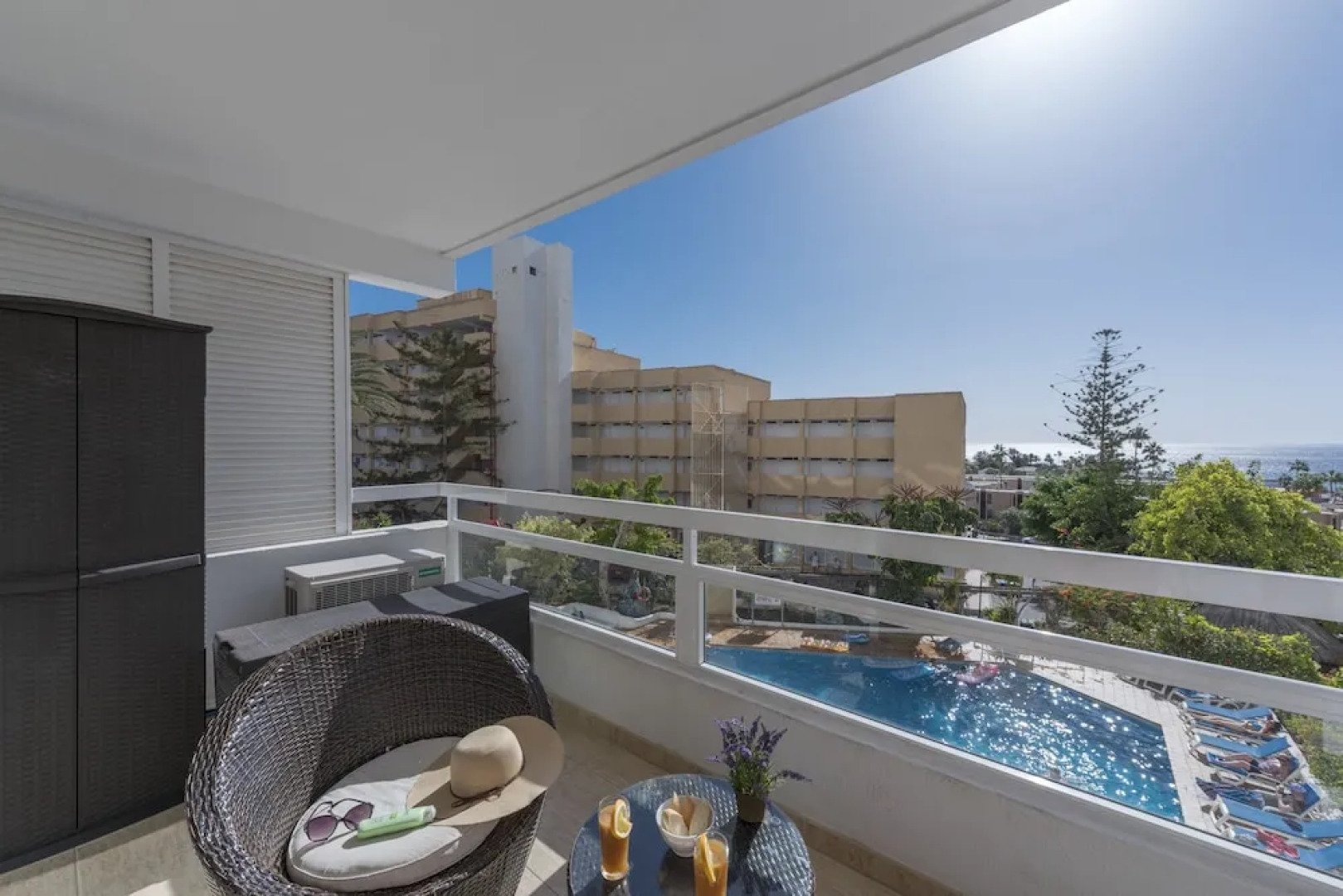 307 Bright Apartment, Sea View, WiFi, Air Conditioning