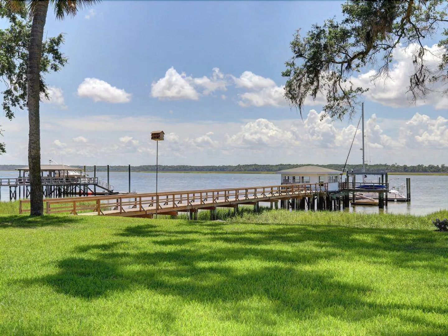 Plantation Riverview