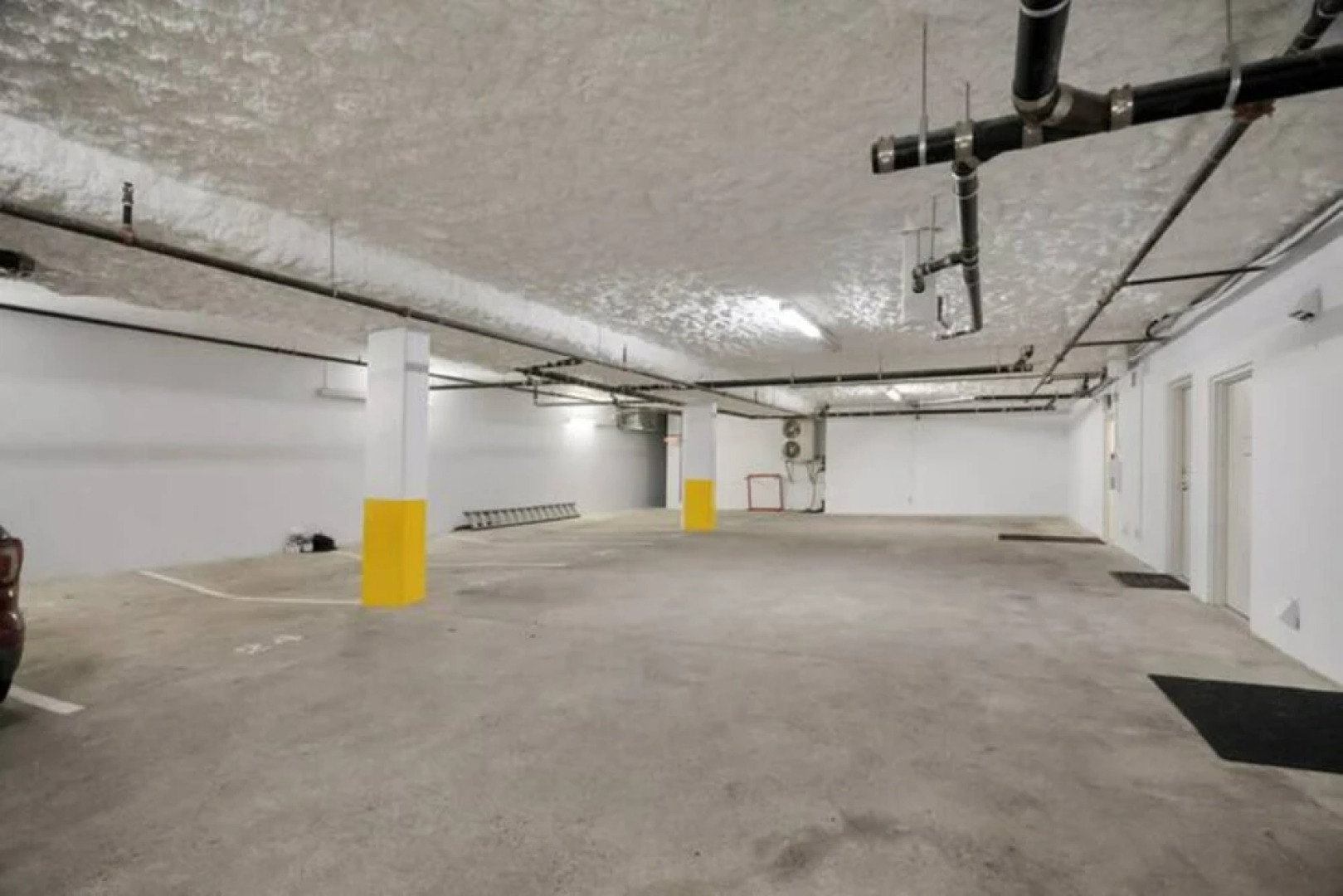 3BR Lakeside Dream Penthouse