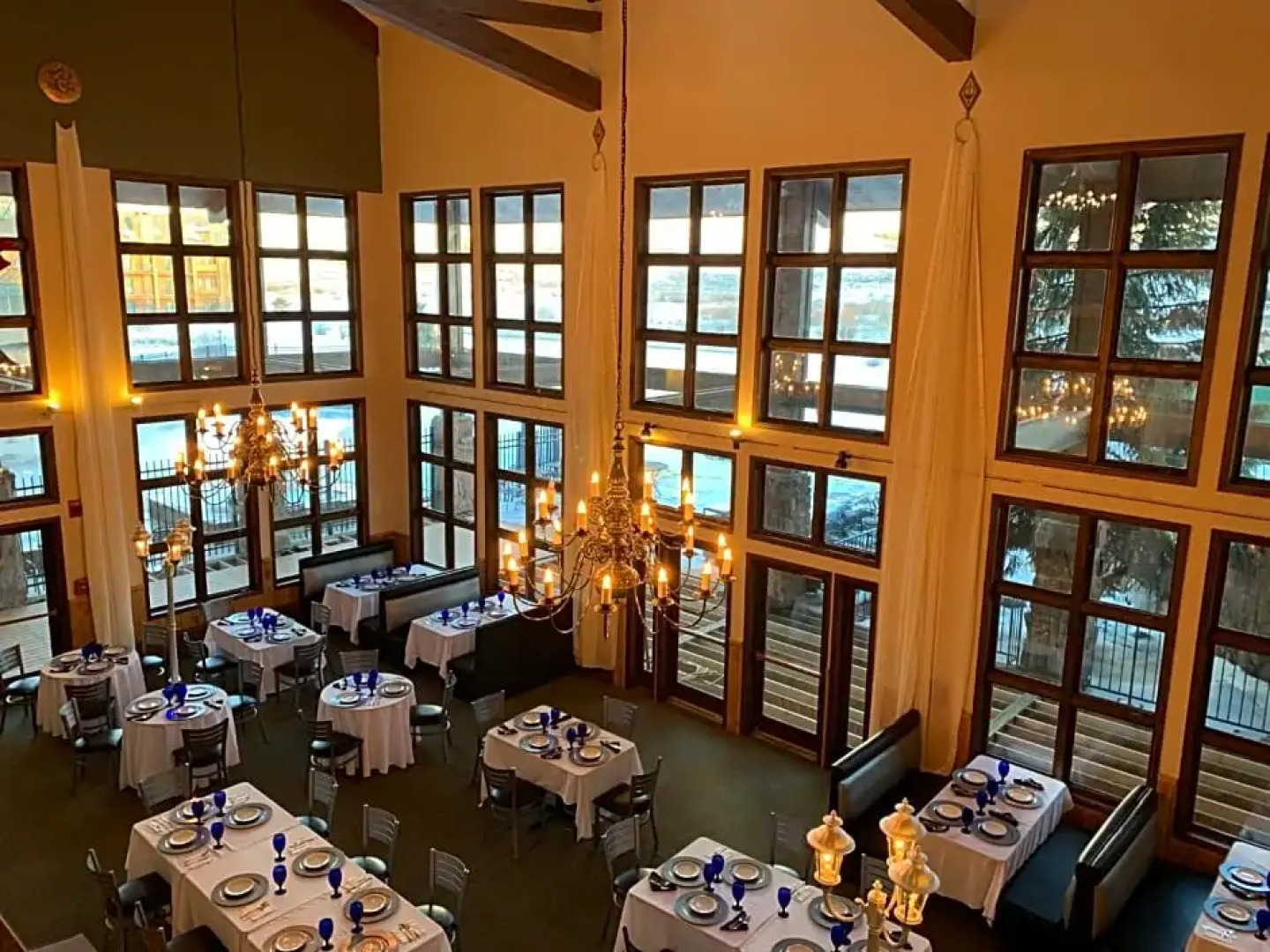 DOCO Rocky Mountain Vacation Rental-Queen Studio with Resort Amenities