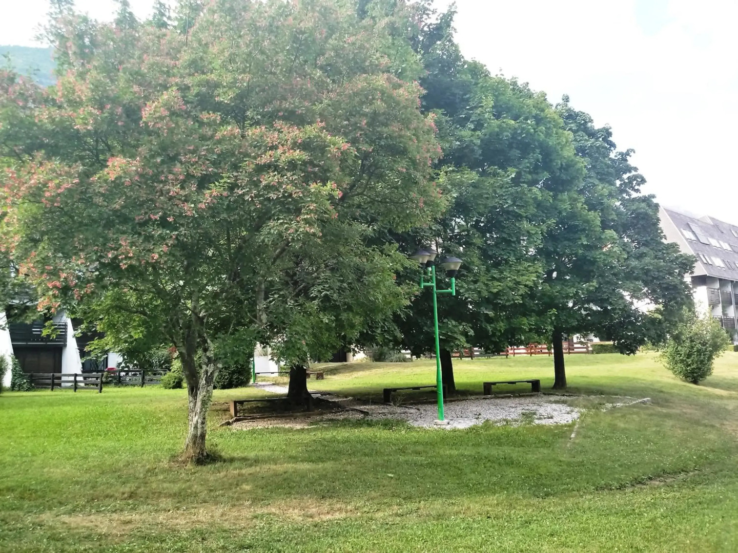 Beti Blu, Kaninska vas