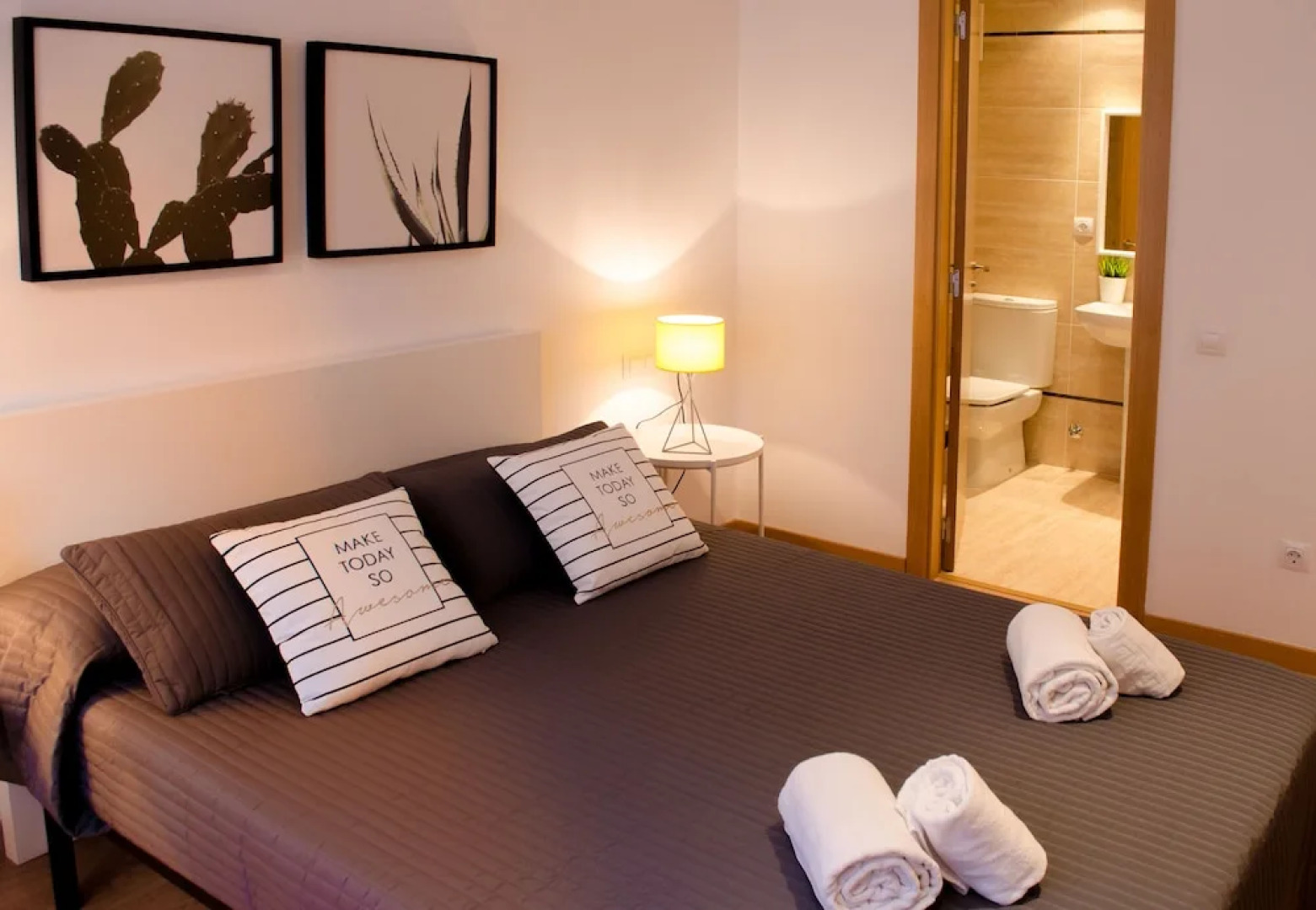 ApartUP Patacona Pool Views